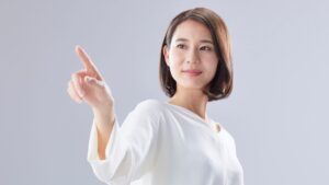 自分の経験を活かす女性