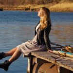 自分とゆっくり向き合っている女性