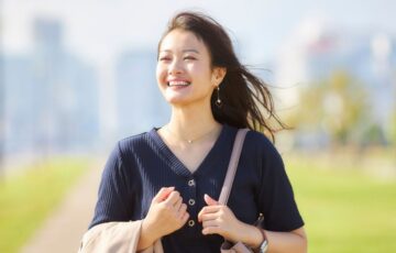 インナーチャイルドが癒され晴れやかな人生を送る女性