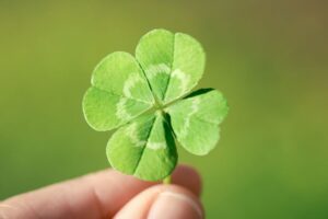 インナーチャイルドが癒されると現実が好転するポイント