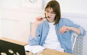 仕事を辞めるか悩む時の魂からのサイン