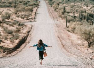 縛りが外れて自由に生き始める女性