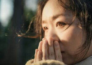 考えすぎているときに内側で起こっていること
