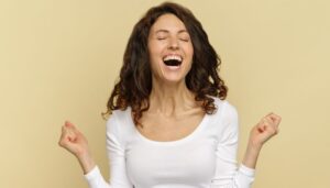 頑張りが自然と報われる女性